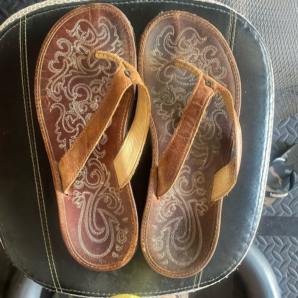 Olukai flip flops